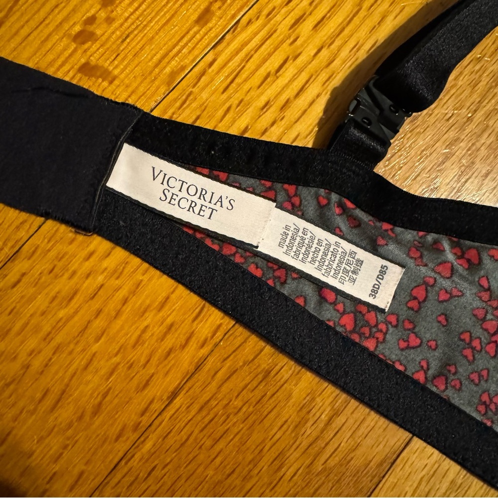 Victoria’s Secret Sexy Tee Push-Up Bra Black Mini Red Hearts - Picture 7 of 7